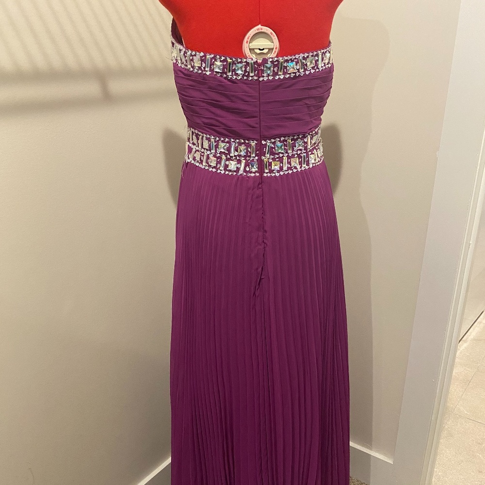 JJ"HOUSE Cerise Pink Gown in Size 12 - Picture 2 of 2